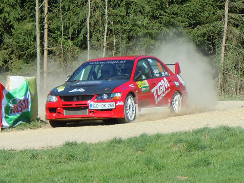 215979_2001982493131_1350645869_2395179_4436633_n