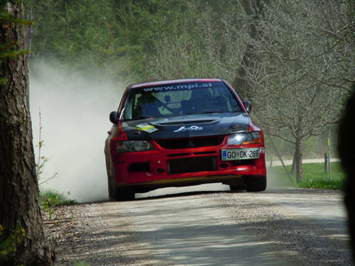 216757_2002108416279_1350645869_2395420_7966146_n